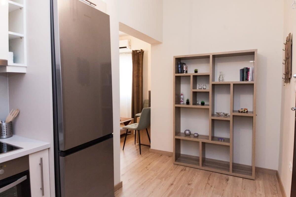 Brand New 2 Bedroom Haven Apt In Galatsi Афины Экстерьер фото
